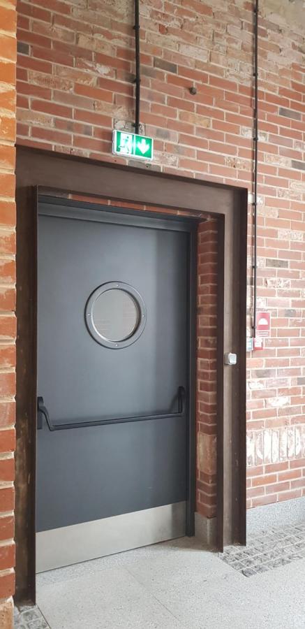 Appartement Loft Hiellego à Zyrardow Extérieur photo